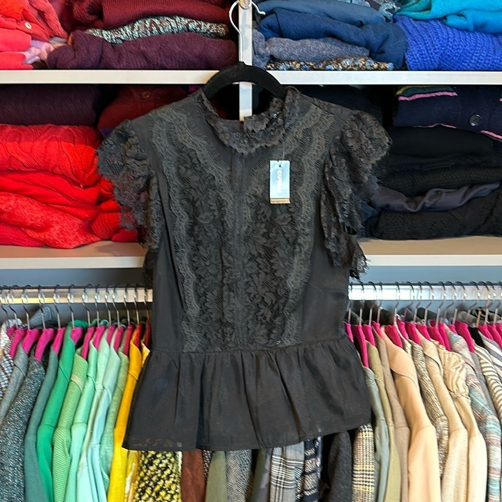 Express black lace peplum style blouse size XS NWT